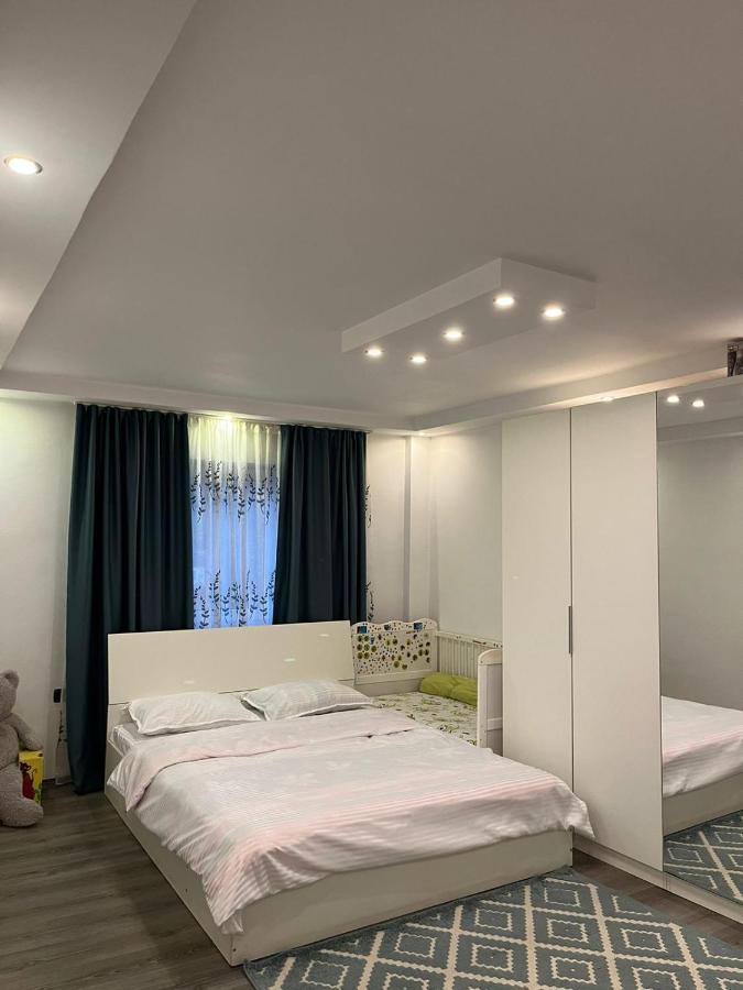Apartament Mattias Кэлимэнешти Экстерьер фото